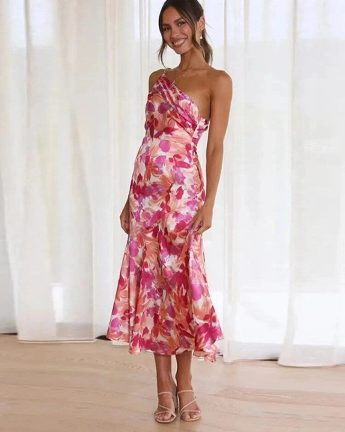 Willa™ | Asymmetrisk maxikjole med blomsterprint