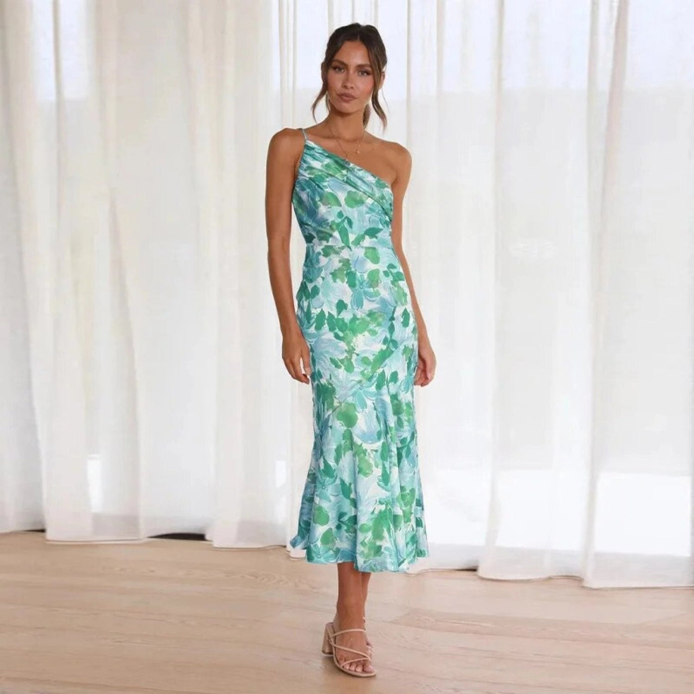 Willa™ | Asymmetrisk maxikjole med blomsterprint
