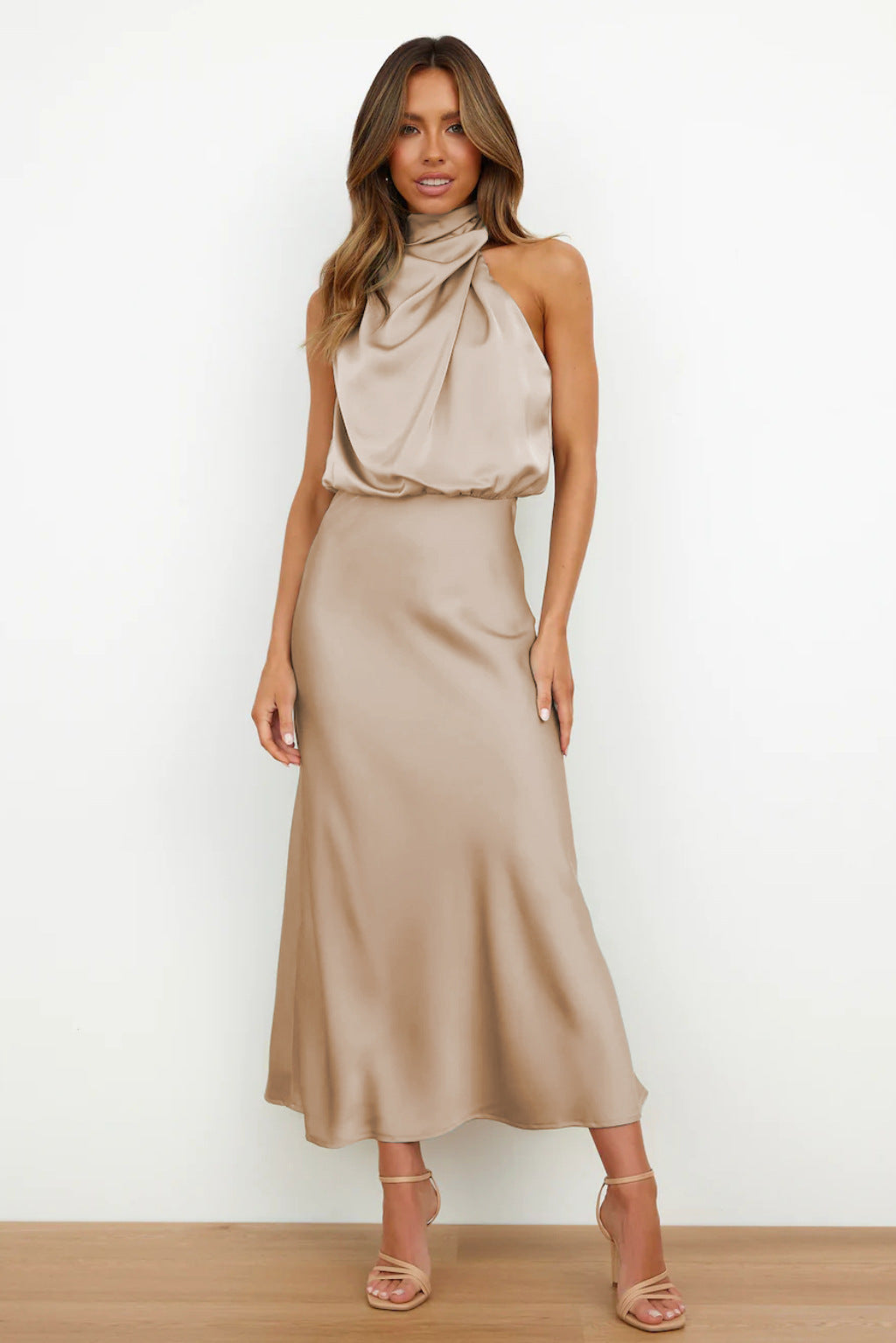 Felicia™ | Lang kjole med halterneck