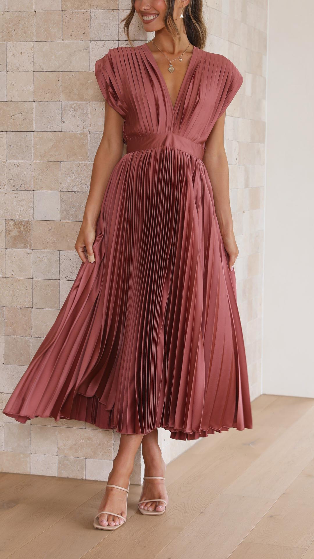 Prima™ | Elegant plissékjole