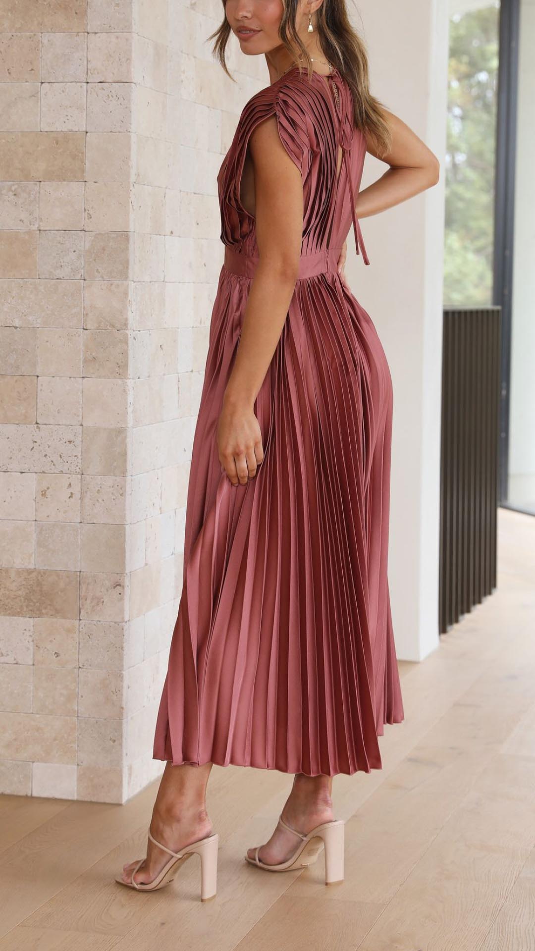 Prima™ | Elegant plissékjole
