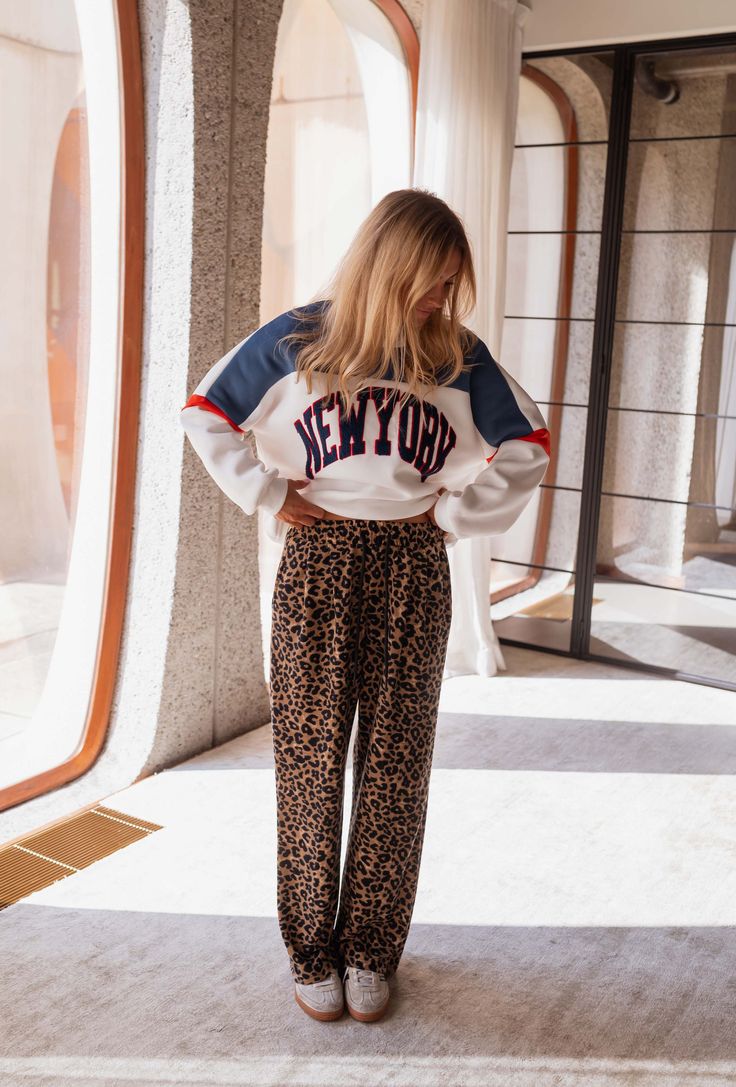 Ella™ | Leopardmønstret joggebukse